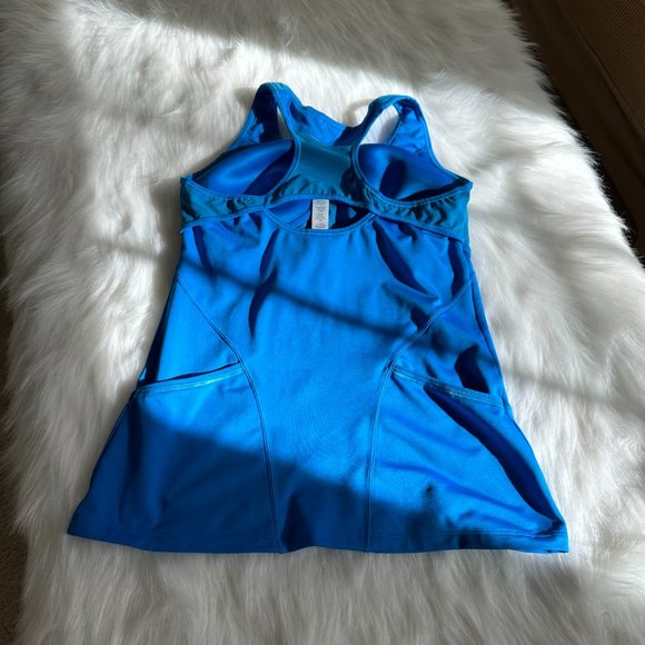 Athleta Blue Racerback Tank Built In Bra Athletic Running Yoga MEDIUM #138396-01 - Picture 7 of 11